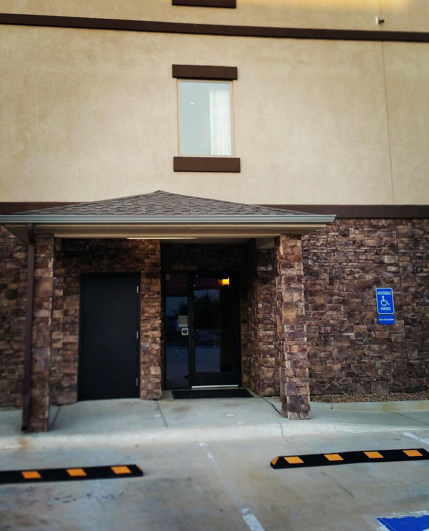 فندق سليب إن آند سويتس بلاك ويل - آي -35 Blackwell المظهر الخارجي الصورة